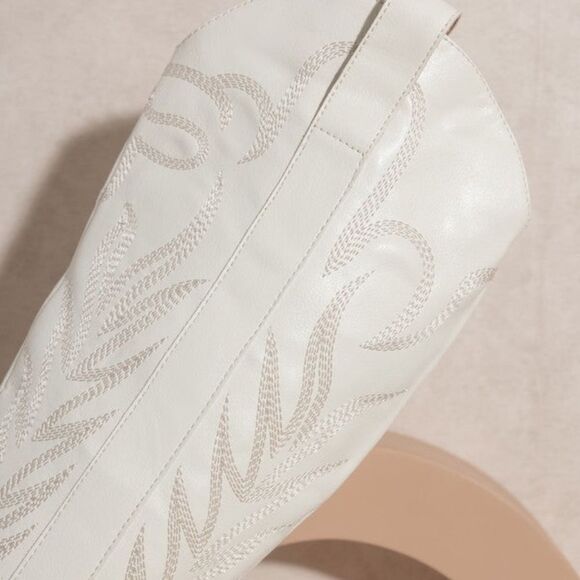 White faux leather cowboy boots western festival boho - Picture 3 of 4